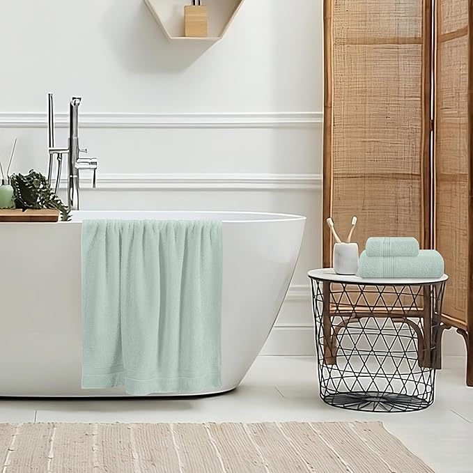 Belizzi Home Ultra Soft 3 Pack Cotton Towel Set, Contains a Bath Towel 28x55 inch, a Hand Towel 16x24 inch & a Wash Coth 12x12 inch, Ideal Everyday use, Compact & Lightweight - Sea Green