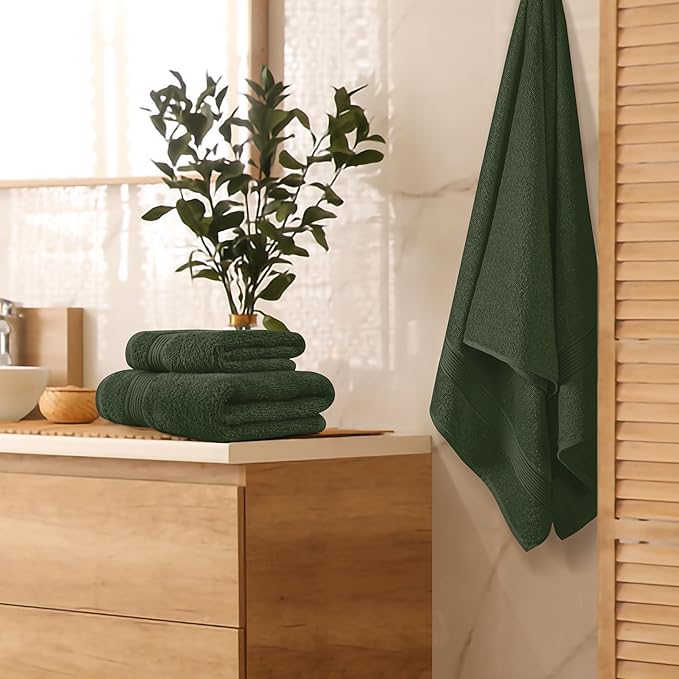 Belizzi Home Ultra Soft 3 Pack Cotton Towel Set, Contains a Bath Towel 28x55 inch, a Hand Towel 16x24 inch & a Wash Coth 12x12 inch, Ideal Everyday use, Compact & Lightweight - Olive Green