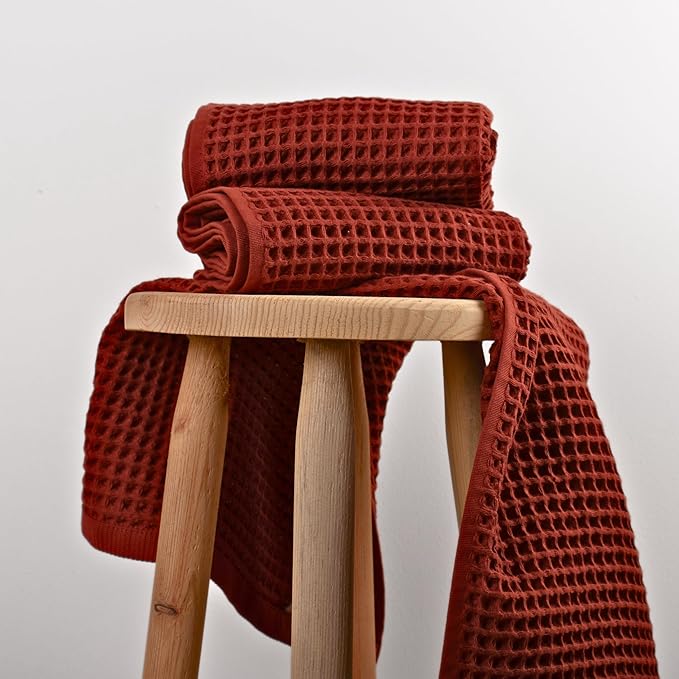 PÜSKÜL Organic Waffle Kitchen Towel 100% Turkish Cotton Set of 3 Red Brick - Premium Quality, Soft, Quick-Dry, Absorbent, Lint-Free Hand Towels 32X16 Inches (3, Brick)