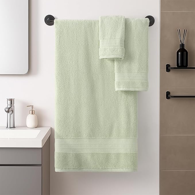 REDKISS Green Towel Set of 8-100% Cotton Luxury Bath Towels Set for Bathroom, 600 GSM Highly Absorbent Bathroom Towel with 2 Large Bath Sheet, 2 Hand, 4 Washcloths, Green Shower Towels for Dorm
