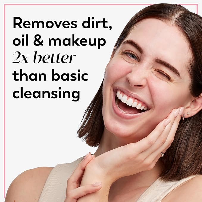 Olay Daily Facials, Daily Clean Makeup Removing Facial Cleansing Wipes, 5-in-1 Water Activated Cloths, Exfoliates, Tones and Hydrates Skin, 66 count